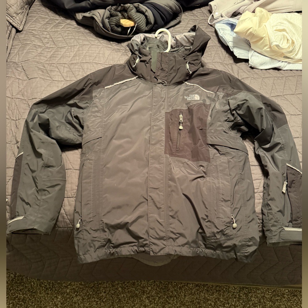 The North Face Triclimate HyVent 3 in 1 Grey Men’s Medium Jacket